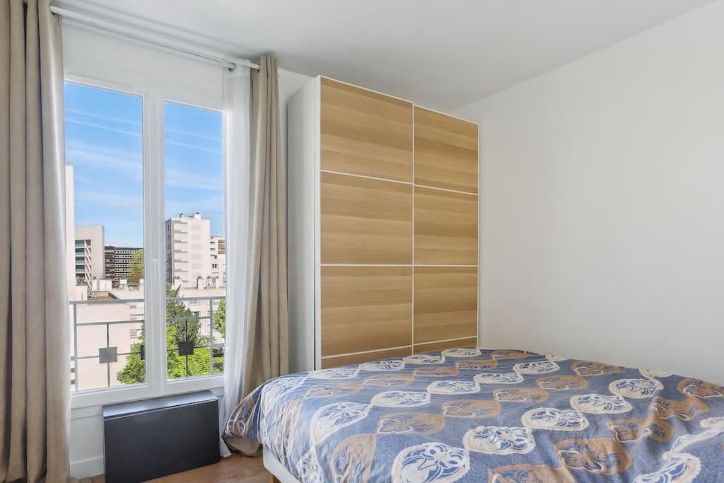 Apartment 9-minute Walk From La Defense - 1 Bedroom *